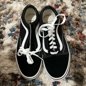 Old Skool Vans Women’s 7.5